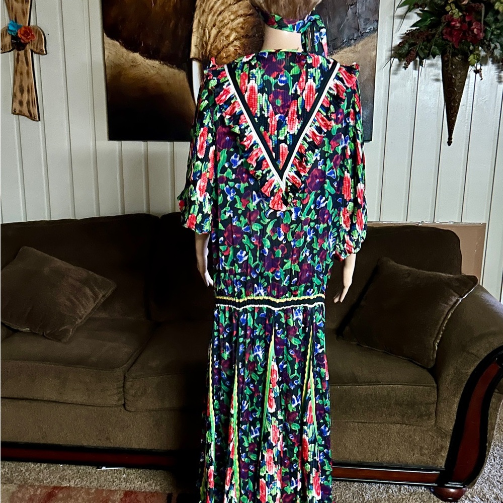 Diane Freis~Vintage • Large • Multi-Colors • Floral •W/ Ruffles & Tie Boho Dress - Picture 6 of 16